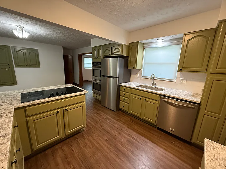 2709 Schaaf Dr — Photo 8