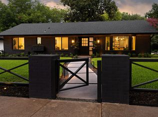 10262 Vinemont St, Dallas, TX 75218