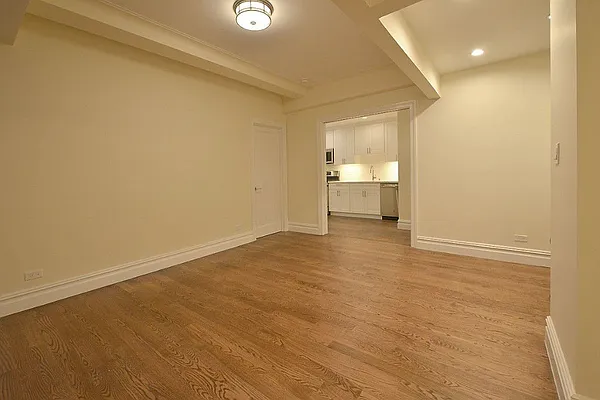 Rented by Tudor Realty | media 14