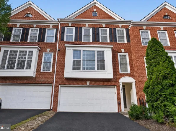 6175 Toledo Pl, Haymarket, VA 20169