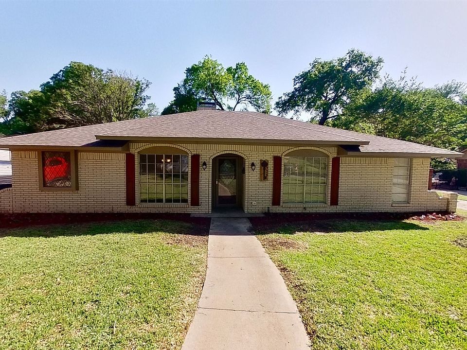 1st image of 726 S Forest Ln
