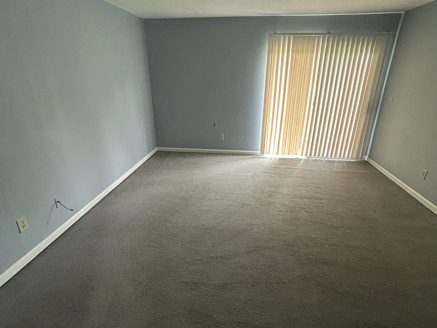 730 E Lincoln Trail - Unit 5 — Photo 1
