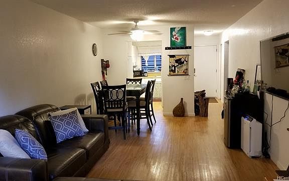 3rd image of 96-230 Waiawa Rd #327