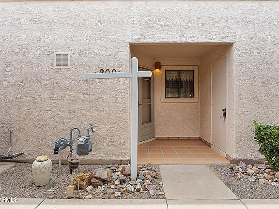 4th image of 309 E WASHINGTON Street