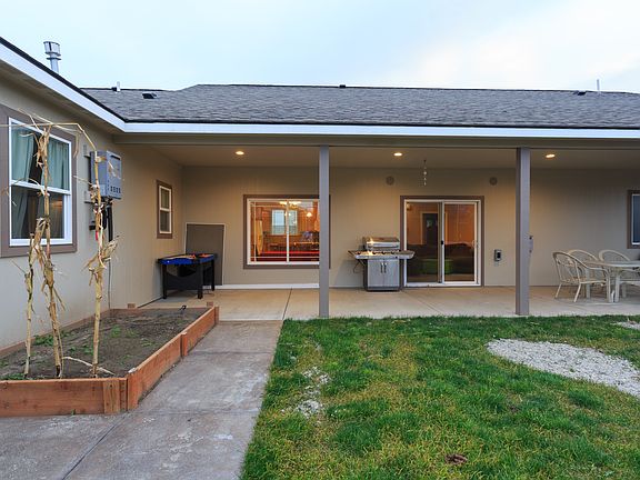 3rd image of 8204 W Bruneau Ave