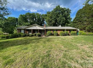 348 Random Dr, New London, NC 28127