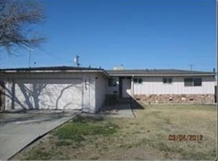 19606 Park Ln, Lemoore, CA 93245