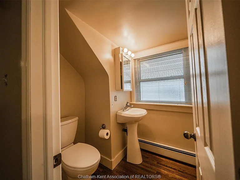 26 Kendall St — Photo 34