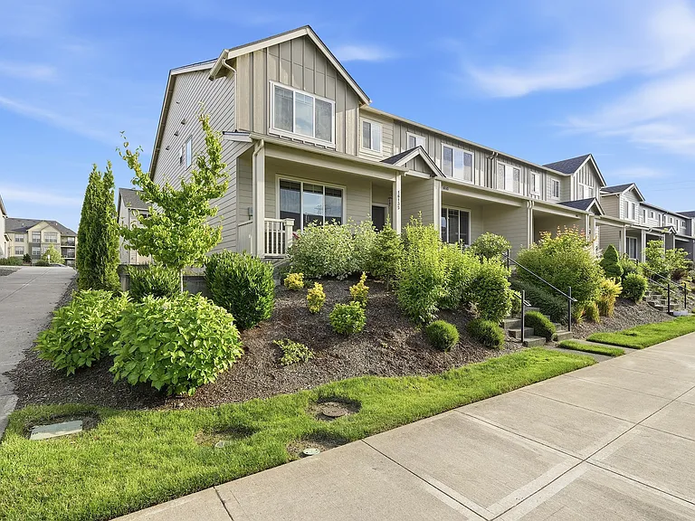 16135 NW Pristine Ln — Photo 3