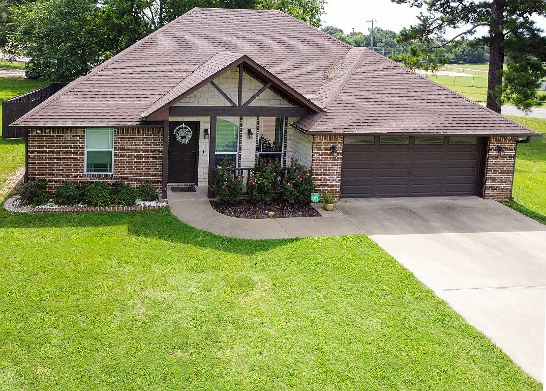 605 Penny Ln, Lindale, TX 75771 Zillow