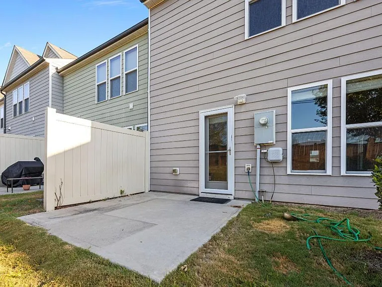 1049 Laceflower Dr — Photo 27