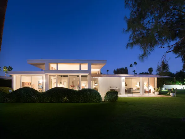 2765 S Kings Rd E, Palm Springs, CA 92264