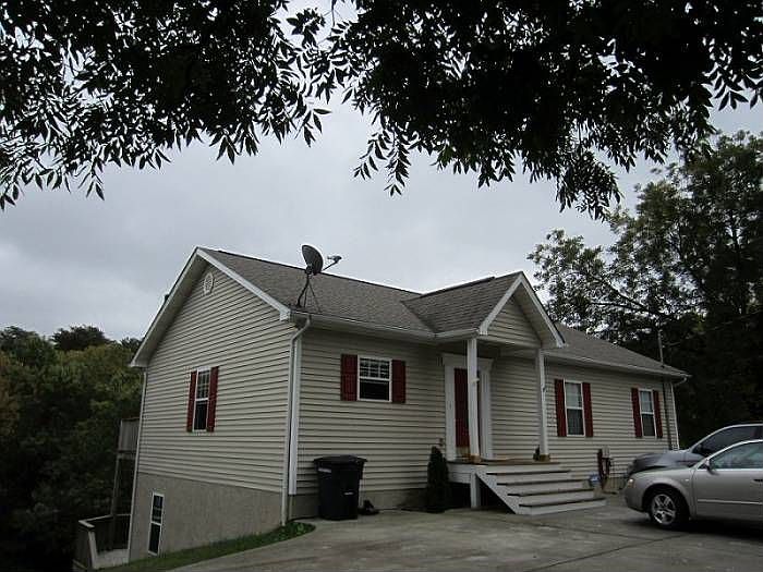 714 Adella Dr.