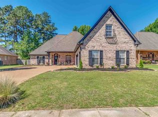 156 Willow Crest Cir, Brandon, MS 39047