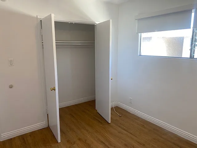 BEDROOM - PHOTO 2