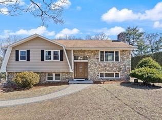 10 Jones Dr, Saugus, MA 01906