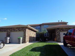 322 Maple St #326, Sugar Grove, IL 60554