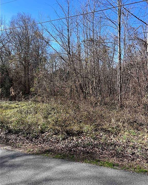1st image of 2119 Sprucewood Dr