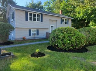 7 Echo Ave, Old Orchard Beach, ME 04064