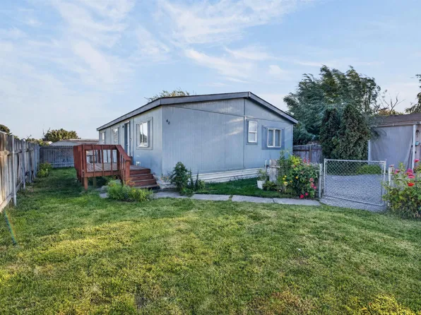 925 N Elm Ave Space 48, Pasco, WA 99301