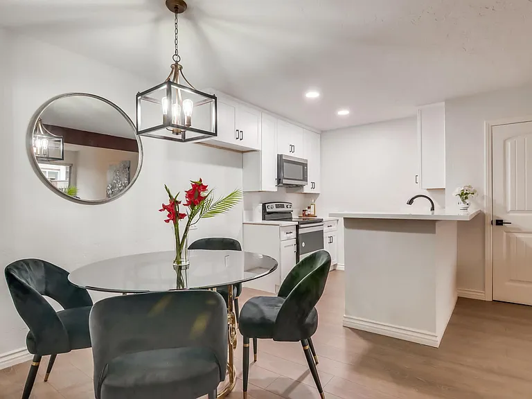 3549 Castle Glen Dr #118 — Photo 16