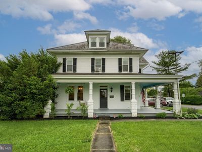 20 W Main St, Leola, PA, 17540