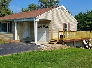 750 Ridge Ln, East Alton, IL 62024