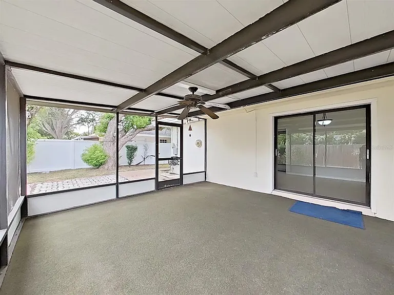 1701 Laurie Ln — Photo 25