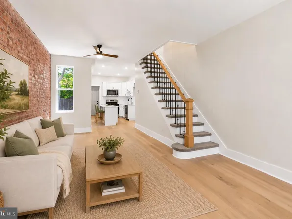 3345 Amber St, Philadelphia, PA 19134