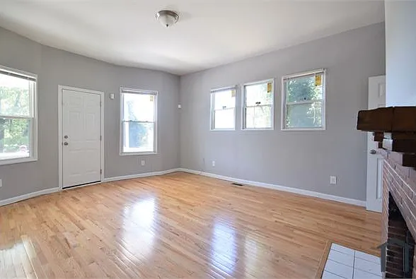 3300 Windsor Ave #1 — Photo 5