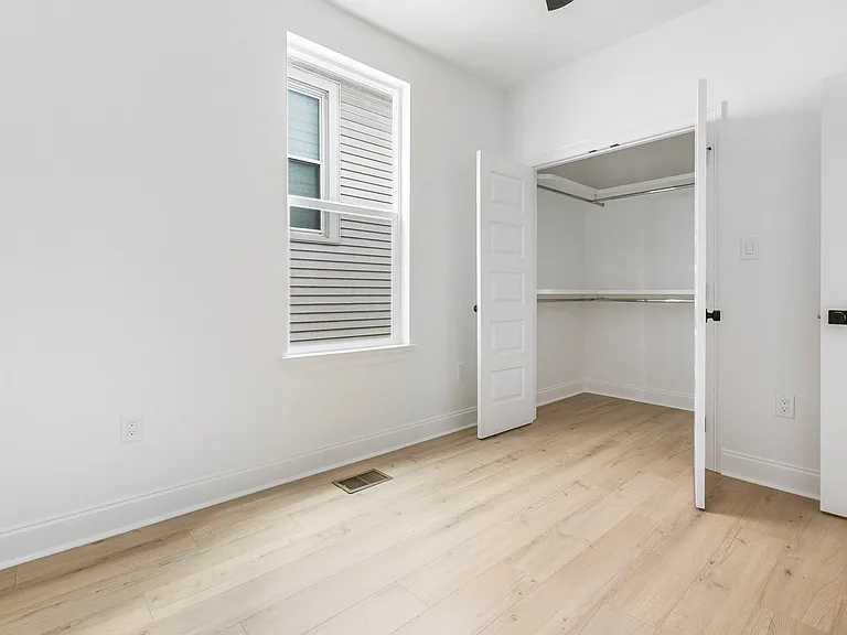 3015 Burdette St #3015 — Photo 10