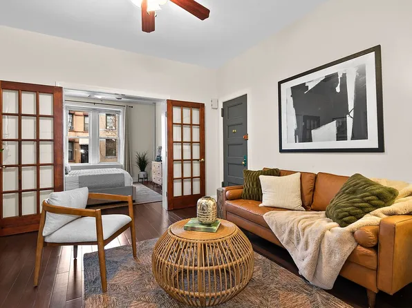 546 40th St APT A, Brooklyn, NY 11232