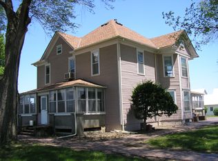 1522 E 1850 Rd, Lawrence, KS 66046