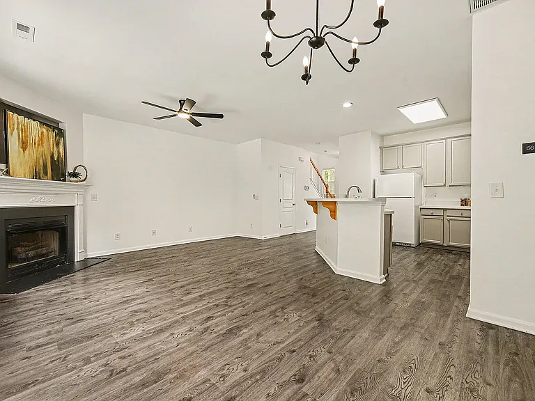108 Colwick Ln — Photo 11