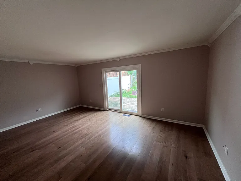 3915 Penns Dr — Photo 9