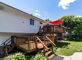 42 Raybor Rd, Commack, NY 11725