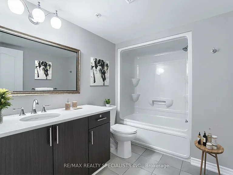 1460 Main St E #311 — Photo 14