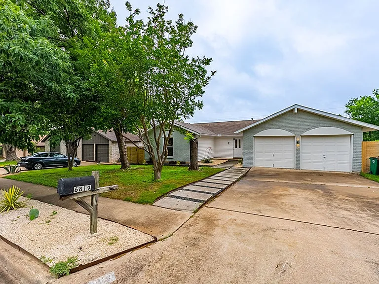 6819 Greycloud Dr — Photo 4