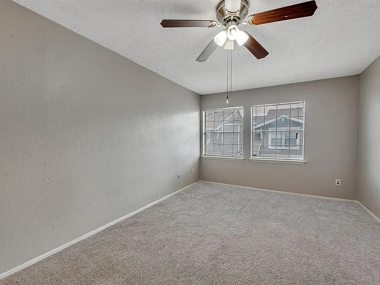 6345 Cattails Ln — Photo 23