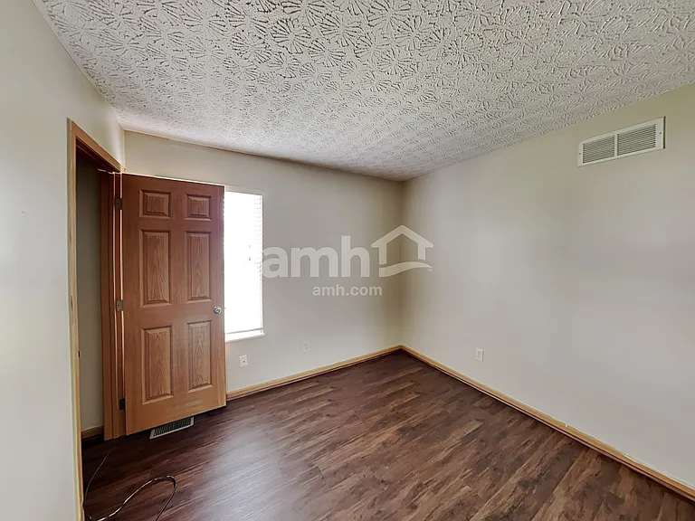 7630 Blacklick Ridge Blvd — Photo 15