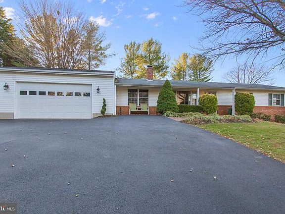 2nd image of 23908 Janbeall Ct