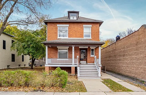319 Chicago Ave #2 Photo 1
