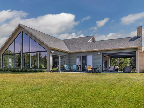 131 Bayview Dr, Resort Mun. Stan.b. Hope R. Bayv. Cavend. N.rust., PE C0A 1N0