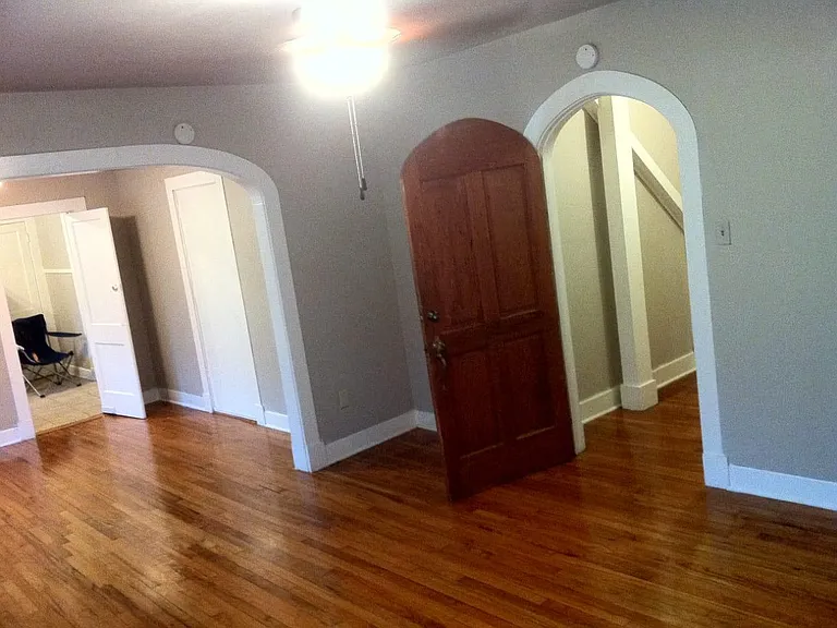 333 S Acadian Thruway #333 — Photo 2