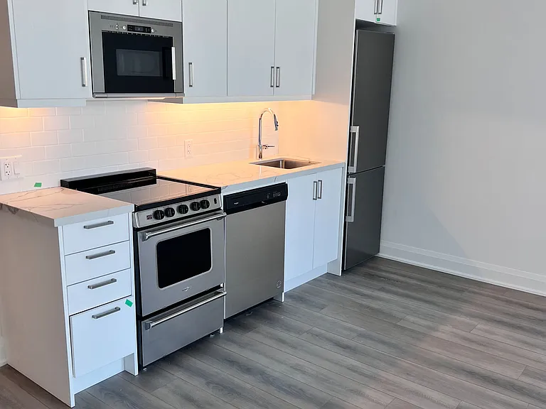 10 Gatineau Dr #1208 — Photo 7