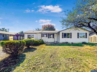 830 W Carolina St, Lebanon, OR 97355