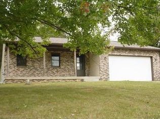 742 N Liberty Rd, Grove City, PA 16127