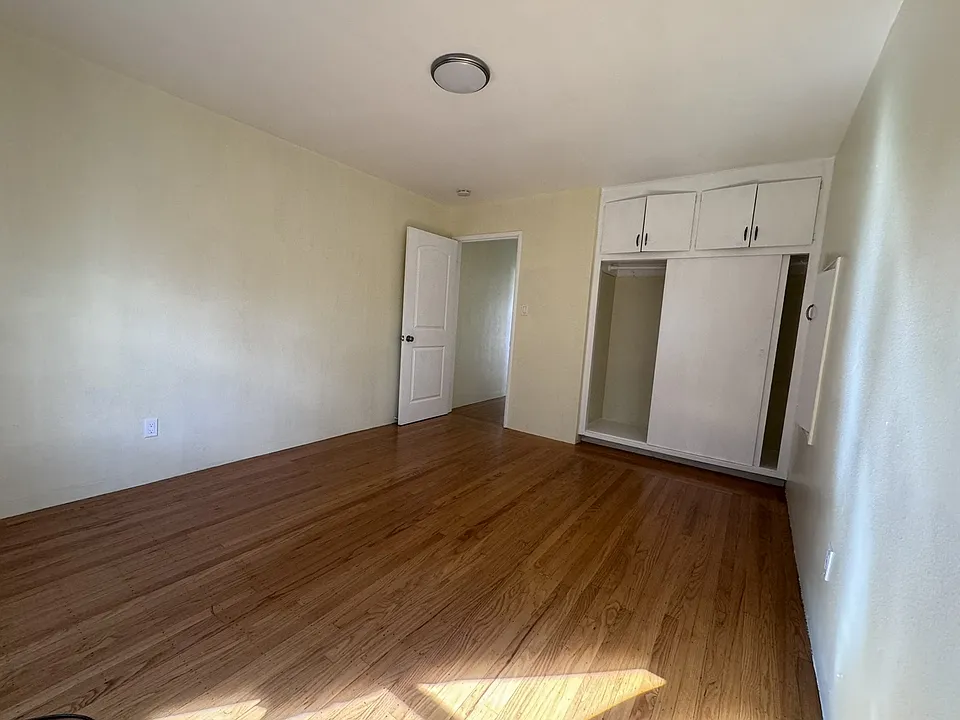360 Lafayette Ave #1