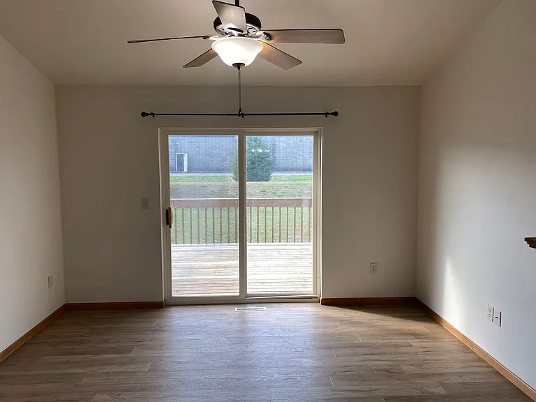 7311 Ryan Amy Dr — Photo 8