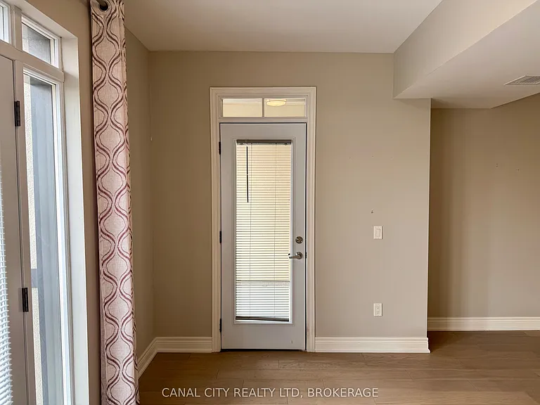 10 Albert St E #303 — Photo 13